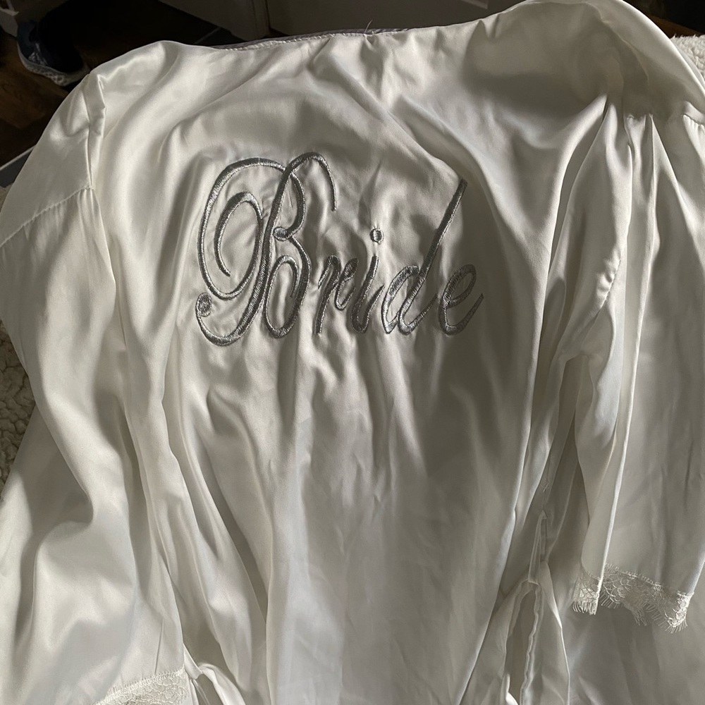 “Bride” robe✨